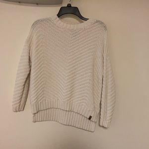 Vintage Roots pullover sweater